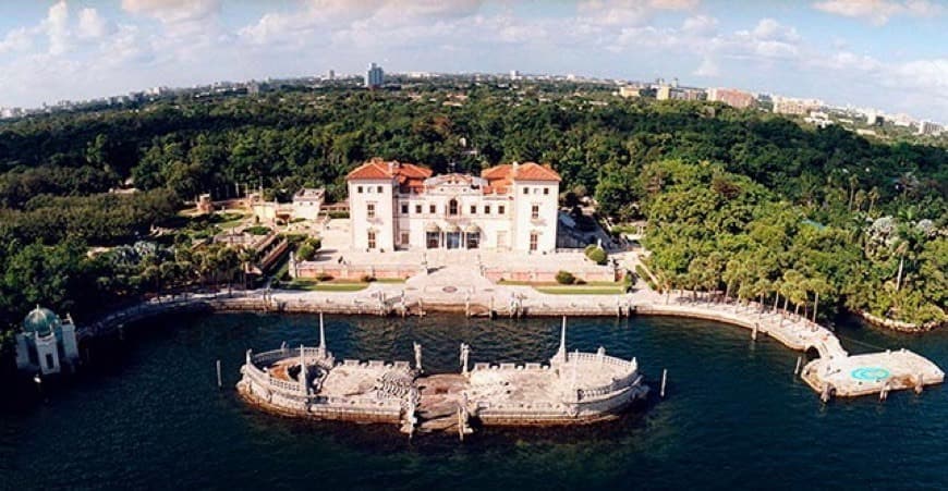 Place Vizcaya Museum & Gardens