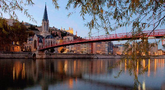 Place Vieux Lyon