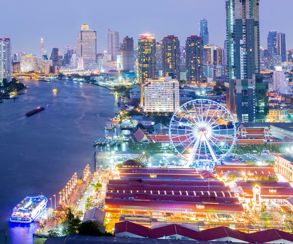 Place ASIATIQUE The Riverfront