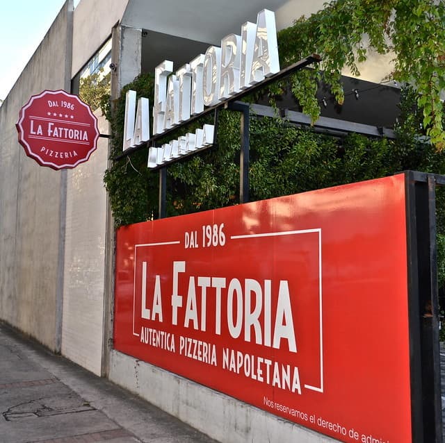 Restaurantes La Fattoria Pizzeria