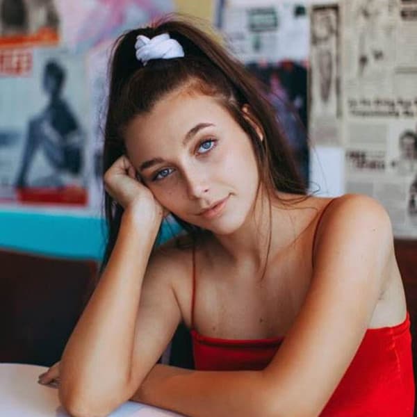 Moda Emma Chamberlain 