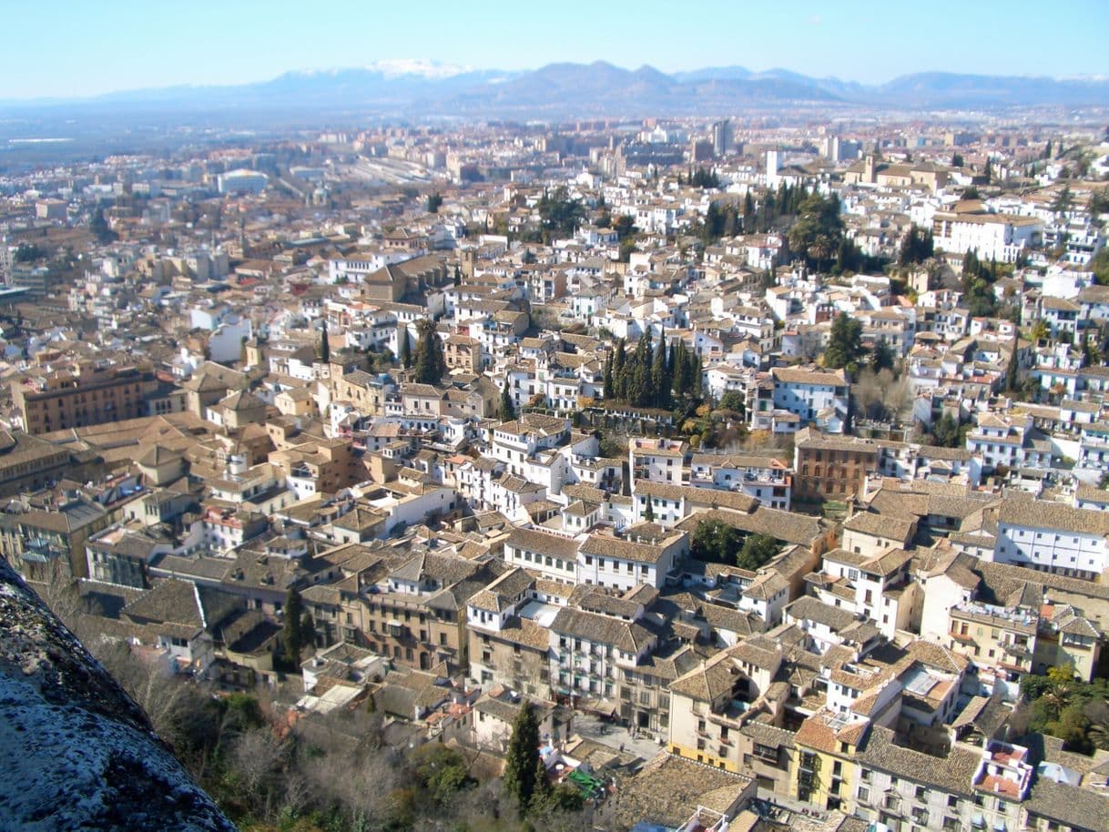 Lugar Granada