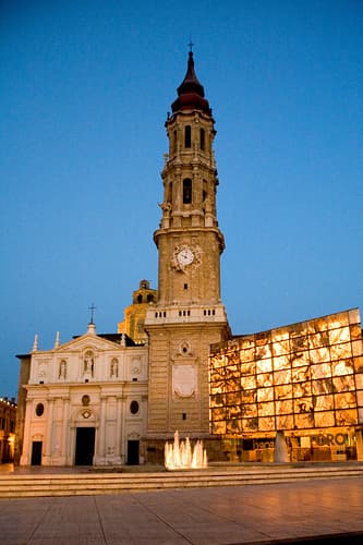 Lugar Catedral del Salvador de Zaragoza