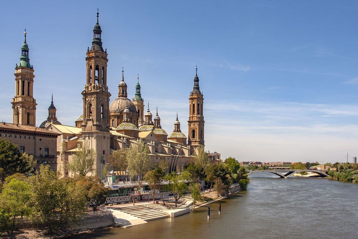 Lugar Basílica de Nuestra Señora del Pilar