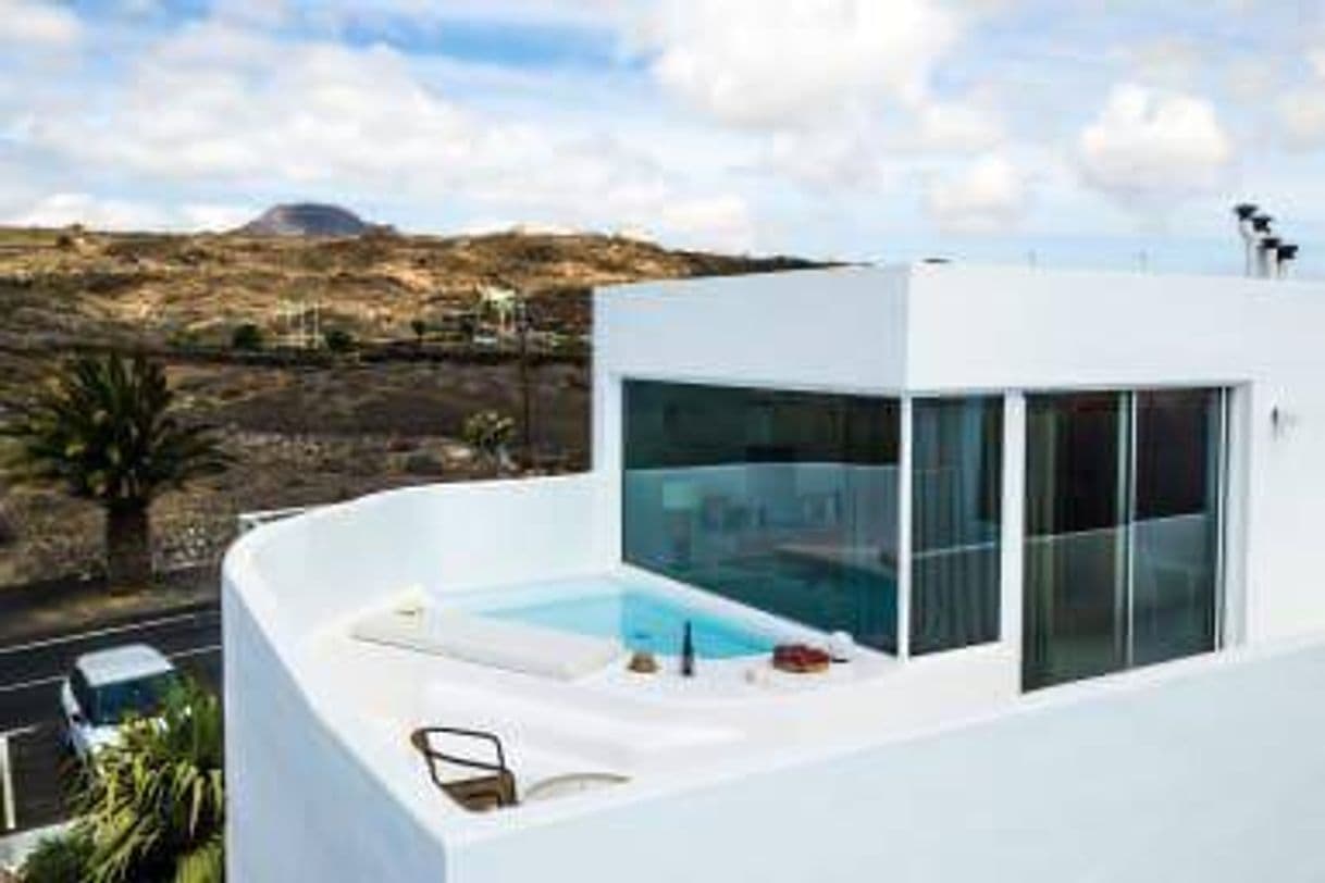 Lugar Aqua Blanca Boutique Apartments - Lanzarote Getaways©