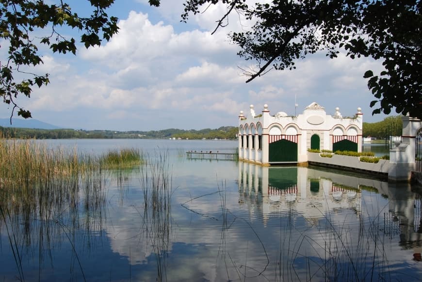 Place Lago de Banyoles