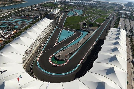 Lugar Yas Marina Circuit