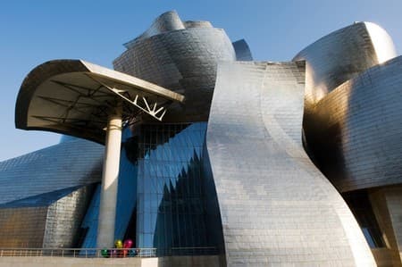 Moda Museo Guggenheim Bilbao. Entra y planea tu visita