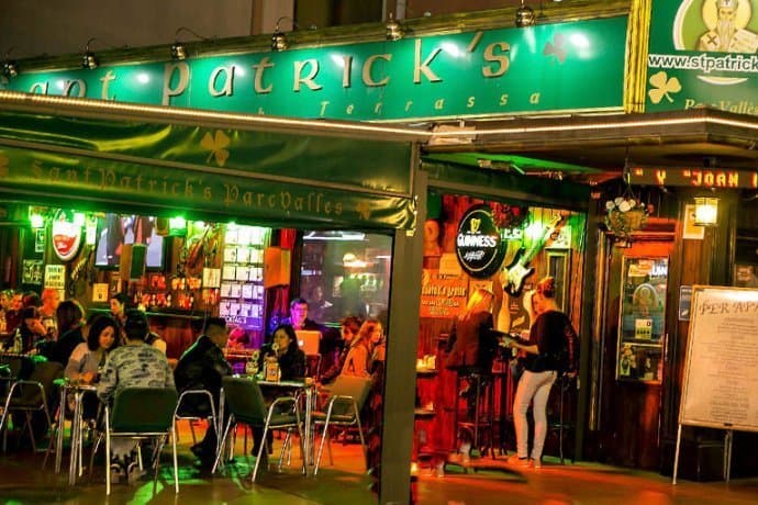 Lugar SANT PATRICK S IRISH PUB SL