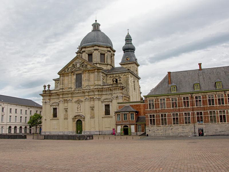 Place Abadía de San Pedro