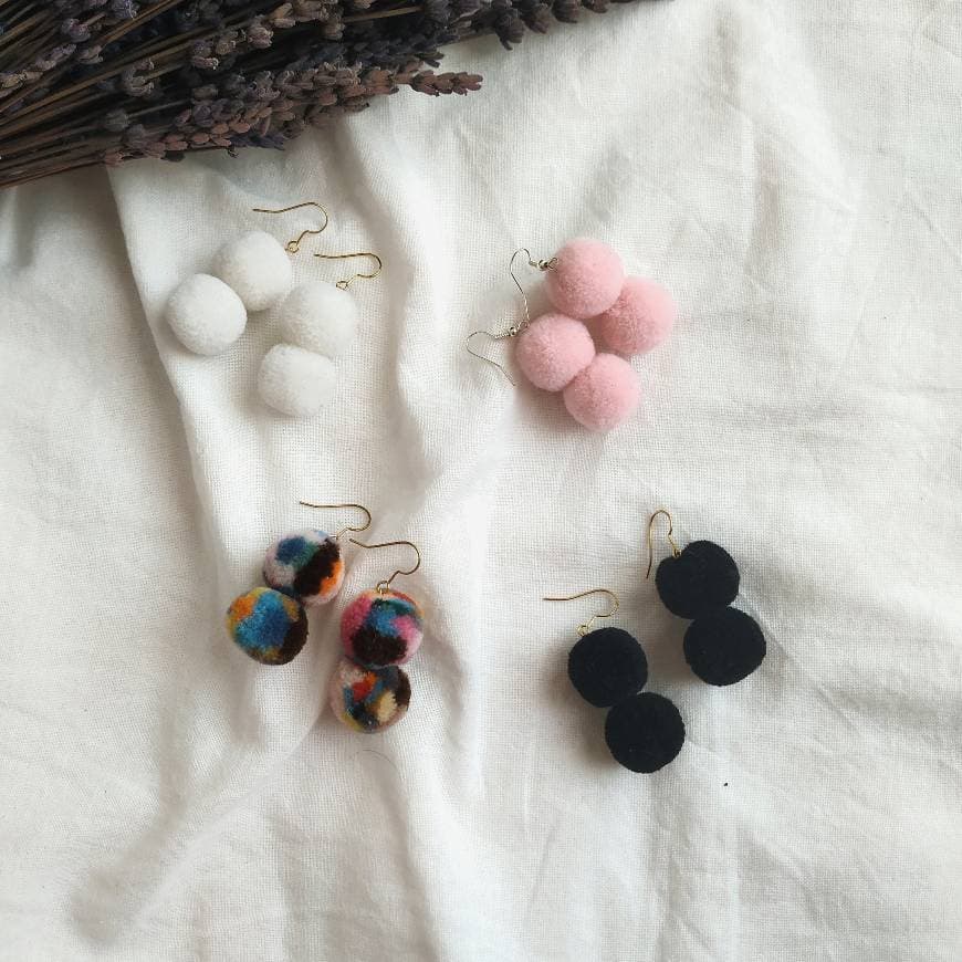 Product Pendientes Pompom