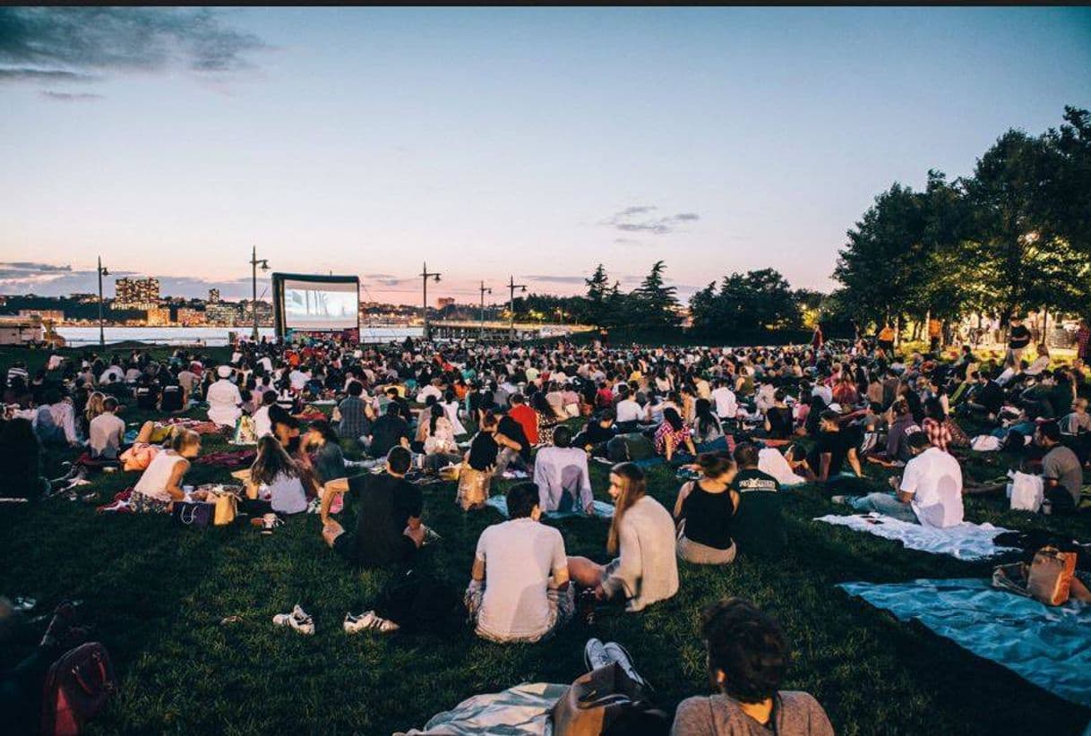 Fashion Cine al aire libre