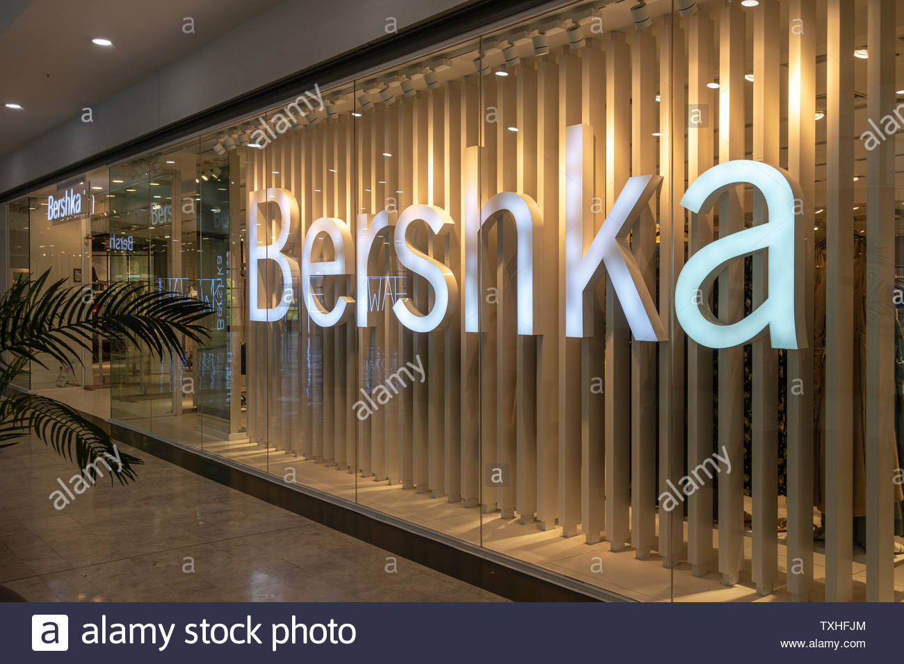 Lugar Bershka