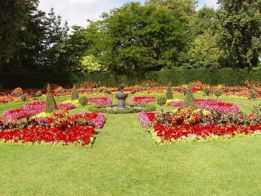 Place Queen Mary's Rose Gardens