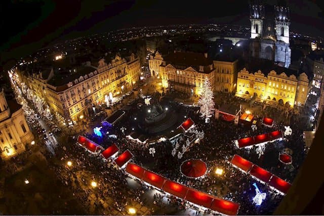 Restaurants Mercado Navideño de la Plaza de la República