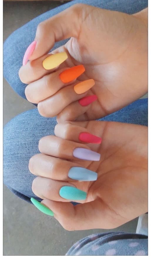 Moda Uñas multicolor