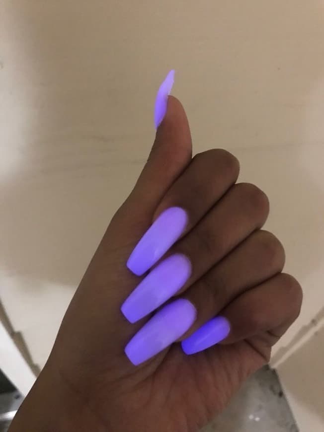 Fashion Uñas neon violetas