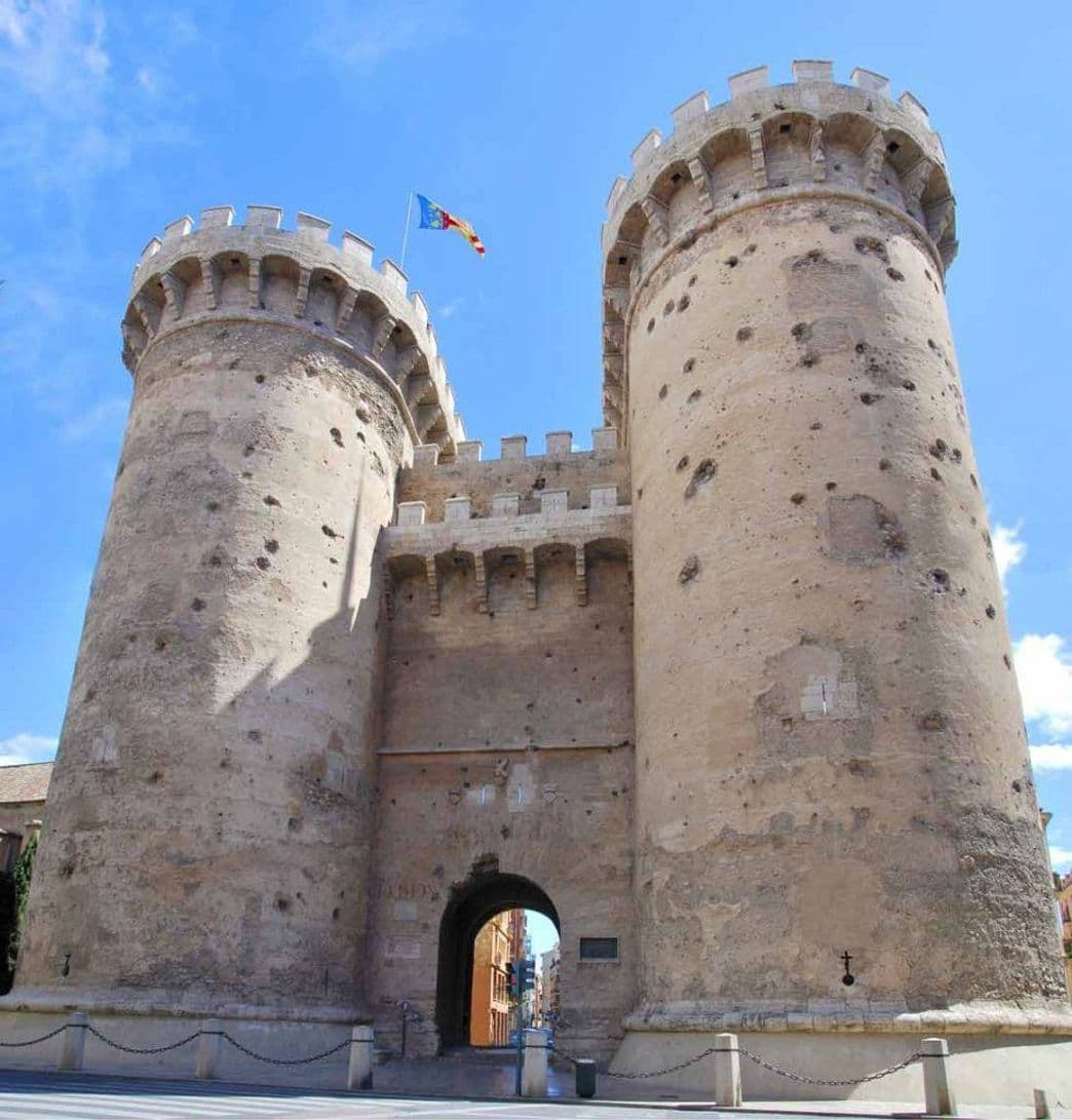 Place Torres de Quart