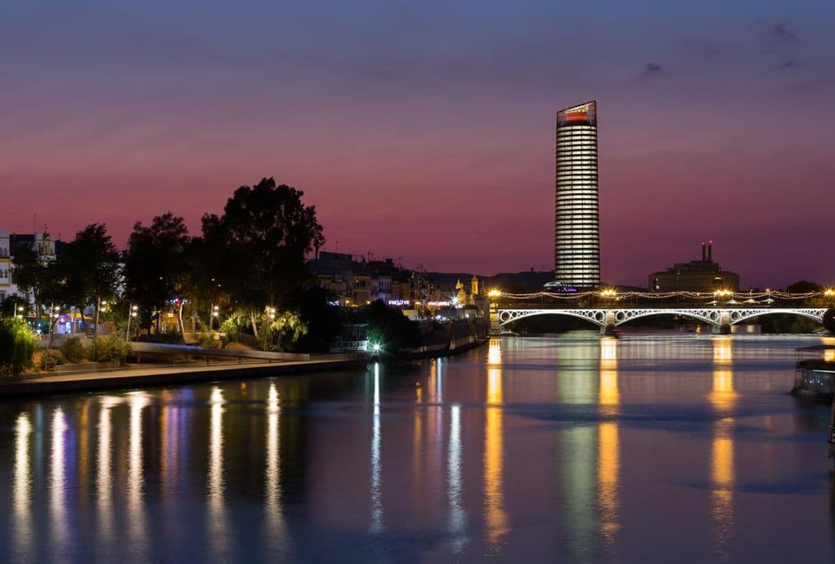 Lugar Torre Sevilla