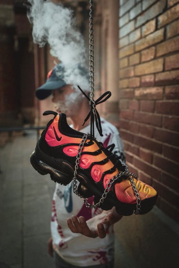 Fashion Nike AIR Vapormax Plus Black Orange Sunset ... - Amazon.com