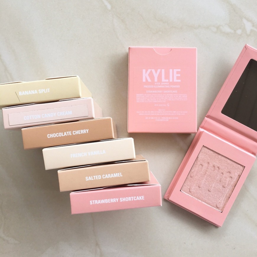 Product Polvo Iluminador KYLIE COSMETICS 