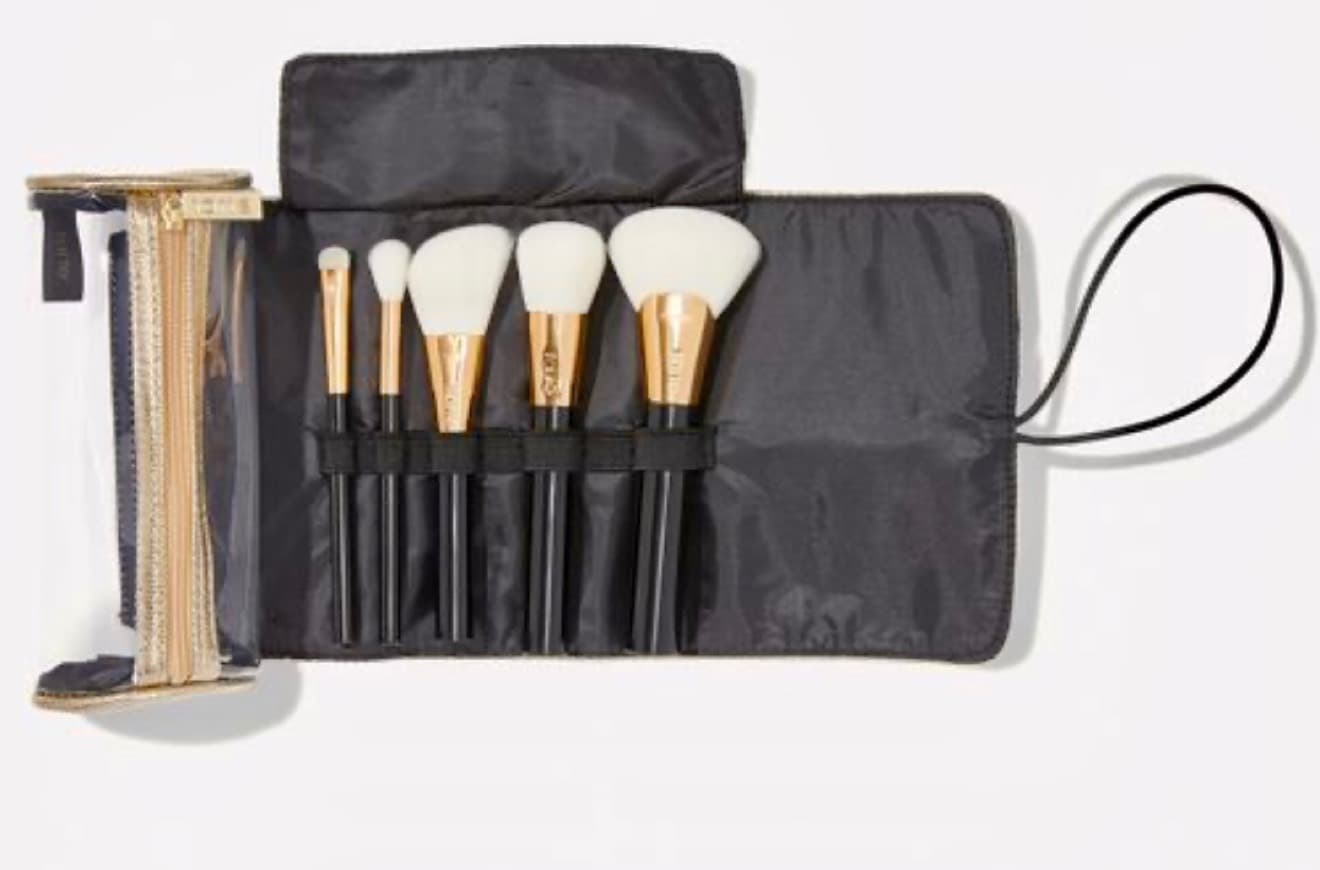 Product The glam fam brush set