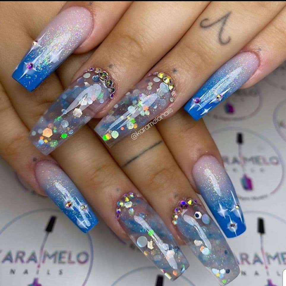 Moda Karamelo Nails