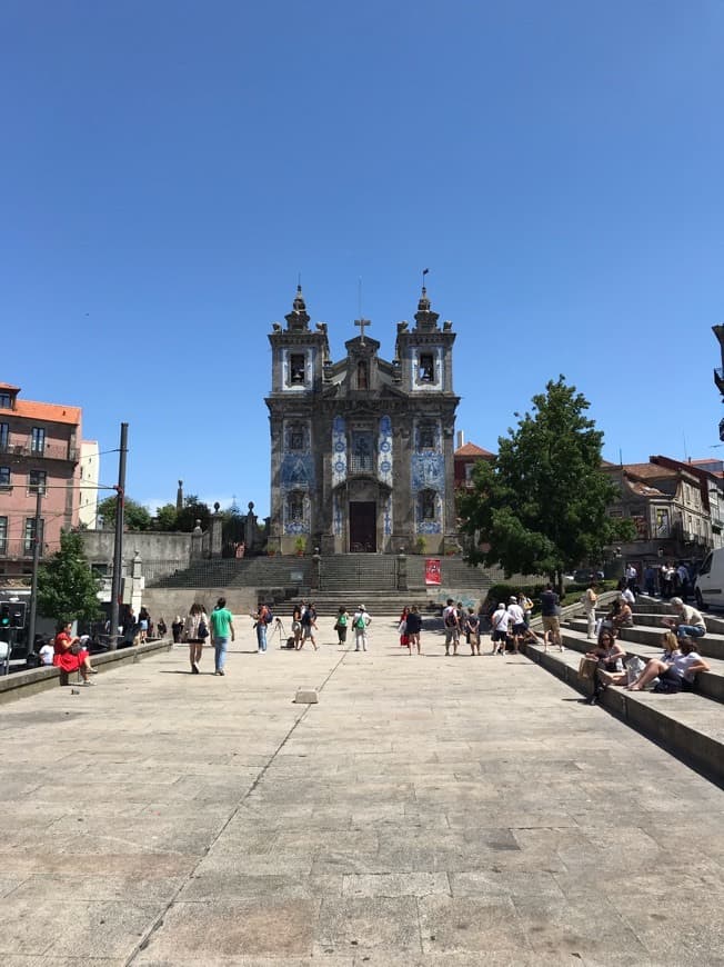 Place Iglesia de San Ildefonso