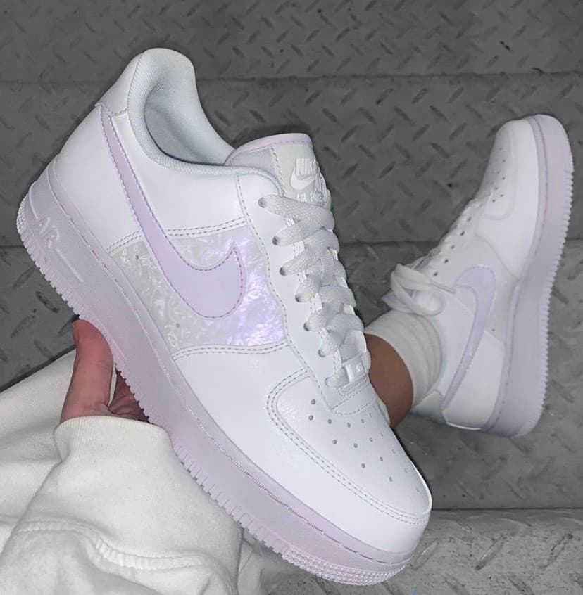 Product Nike Air Force 1 'Bareley Grape'