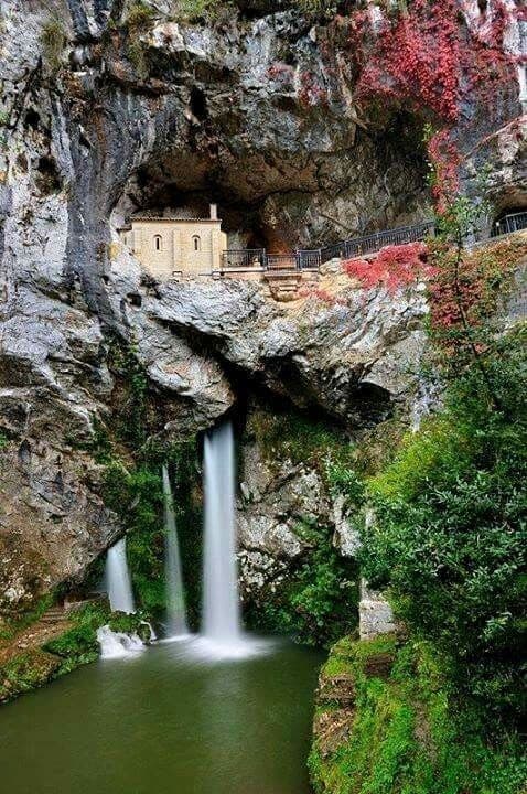 Lugar Santuario de Covadonga