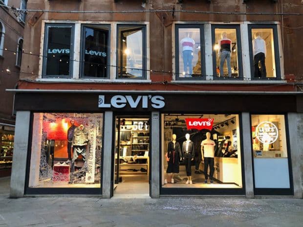 Place Levi's® Store