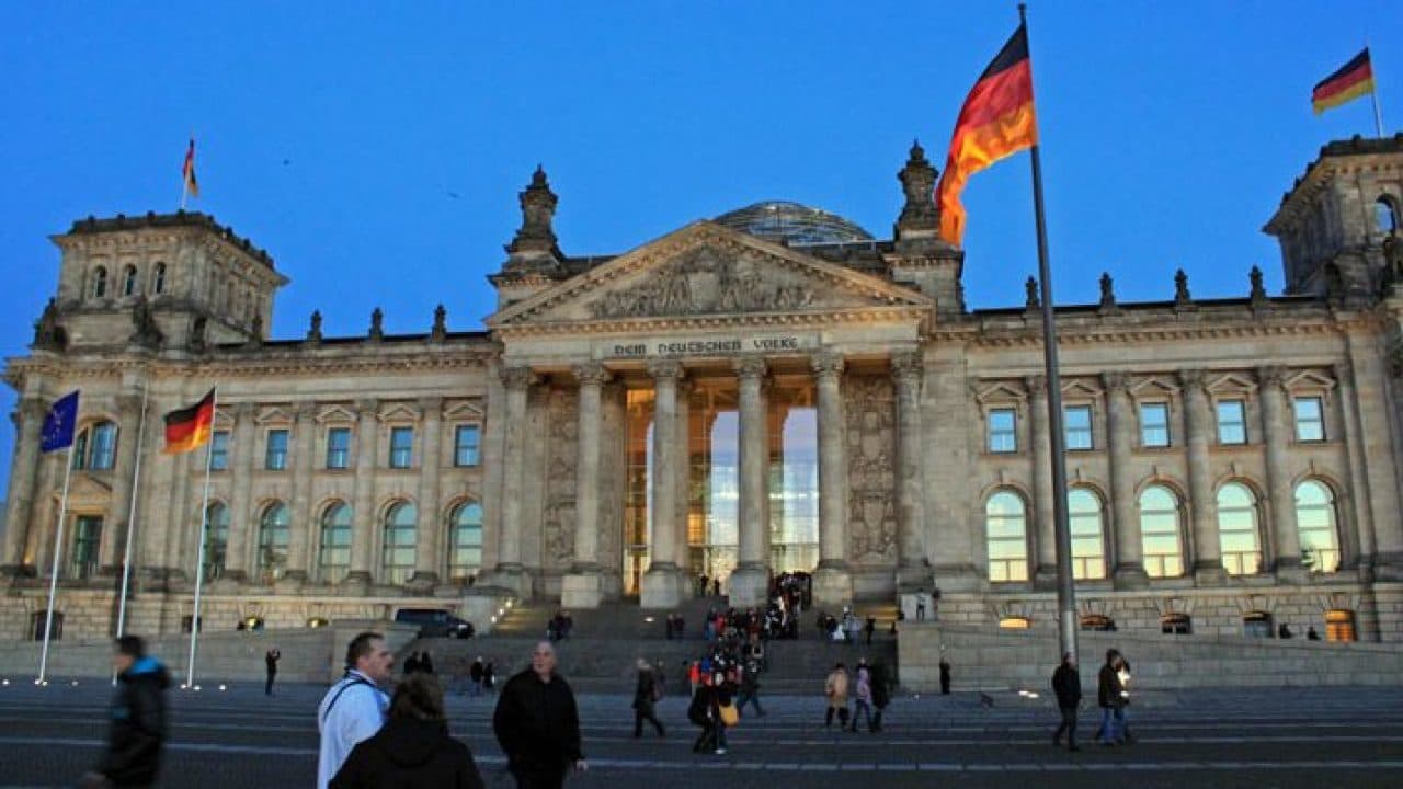 Place Reichstag Building