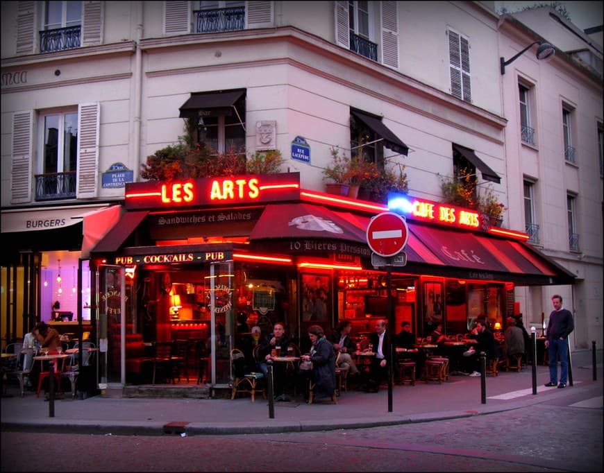 Restaurantes Café des Arts