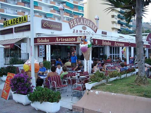 Restaurants Heladería Jamaica en Playa Velilla