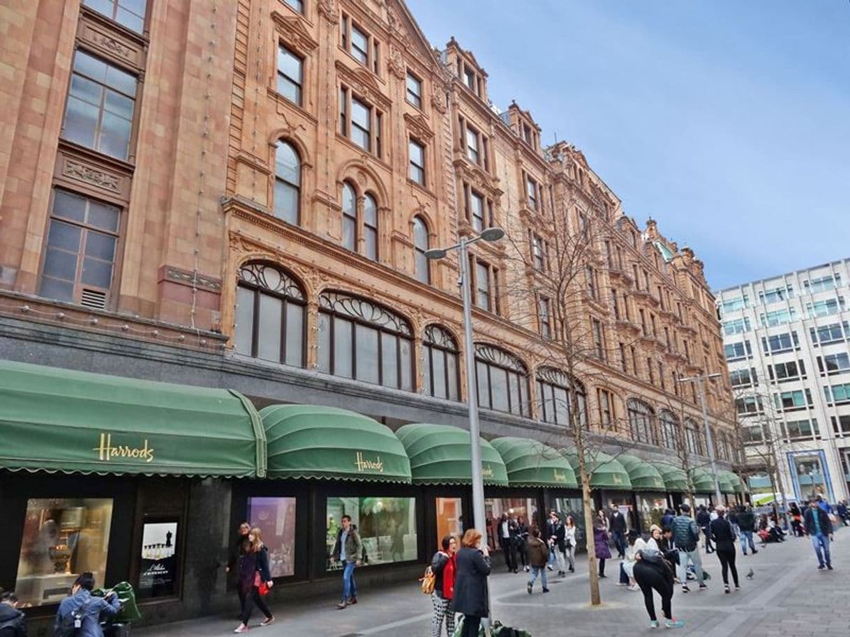 Place HARRODS LONDON