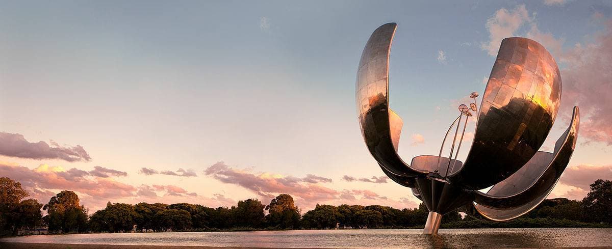 Place Floralis Genérica