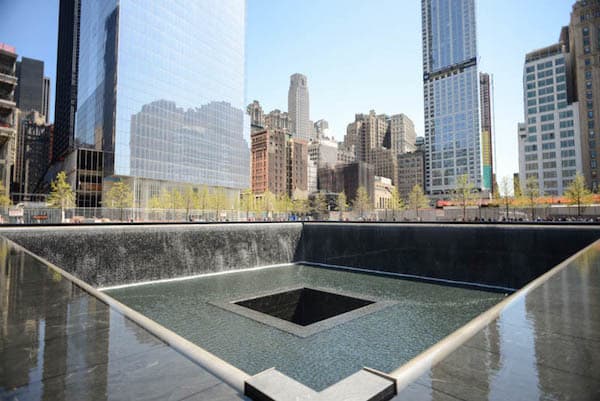 Lugar 9/11 Memorial