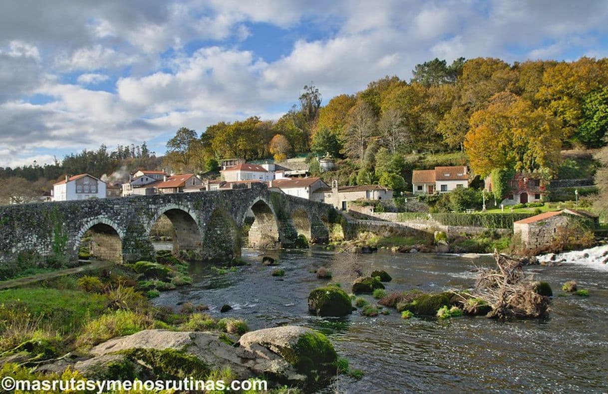 Place Ponte Maceira