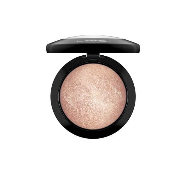 Fashion Iluminador MAC Mineralize Soft and Gentle | Sephora