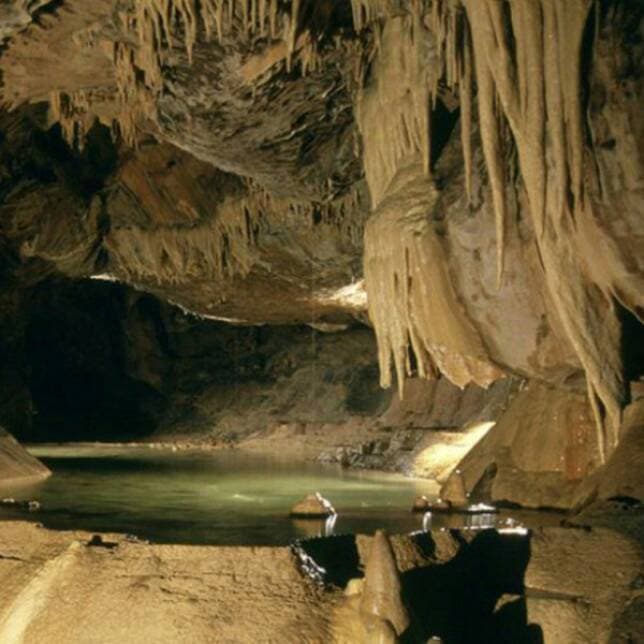 Lugar Caverna de las Brujas