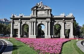 Place Puerta de Alcalá