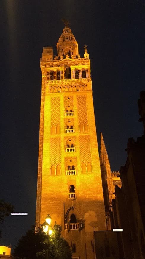 Place La Giralda 