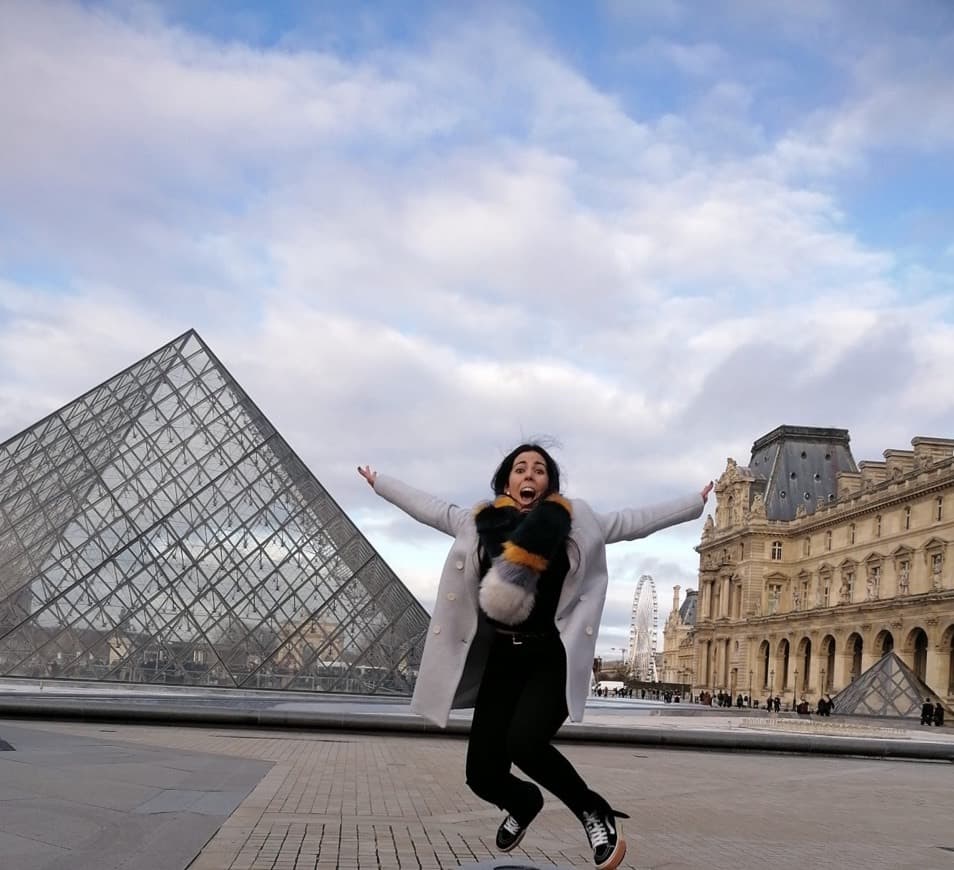 Place Museo del Louvre