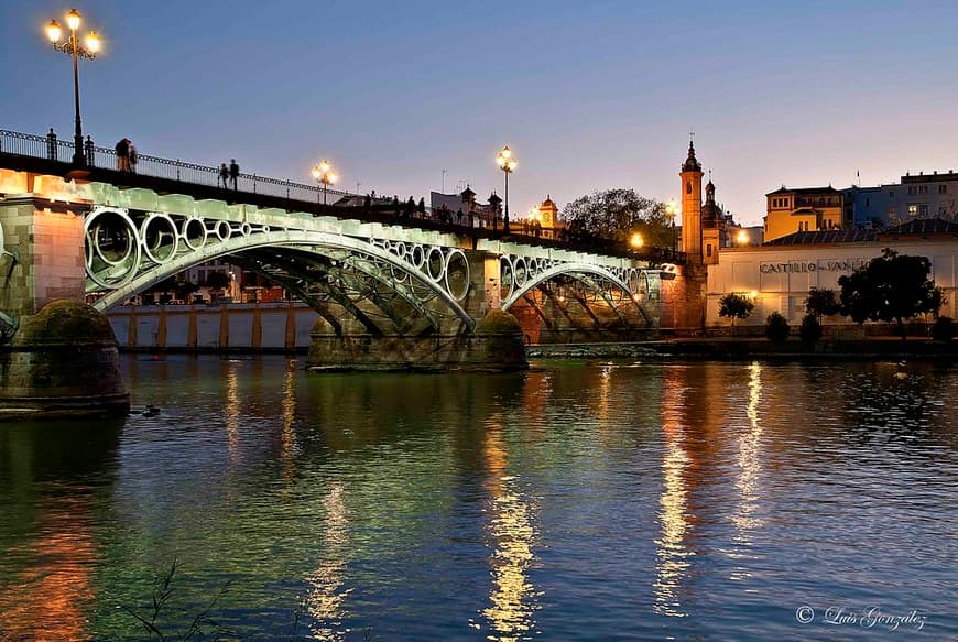 Lugar Puente de Triana