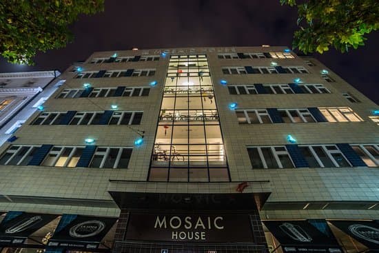 Lugar Mosaic House