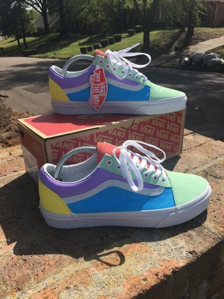 Product Vans pastel