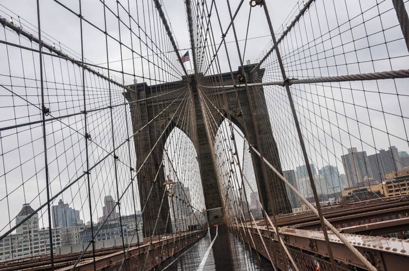 Place Brooklyn Bridge