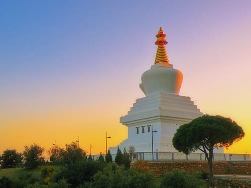 Lugar Stupa of Enlightenment Benalmádena