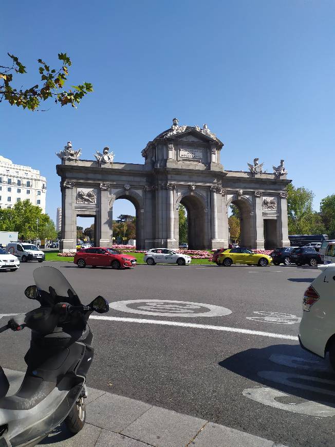 Place Puerta de Alcalá