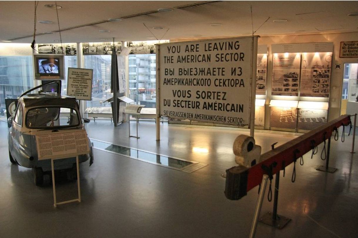 Place Checkpoint Charlie Museum